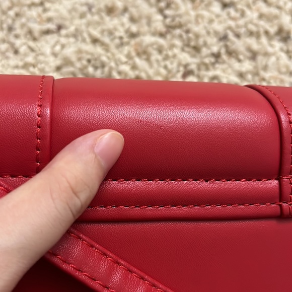 red fashion bag - Picture 10 of 10